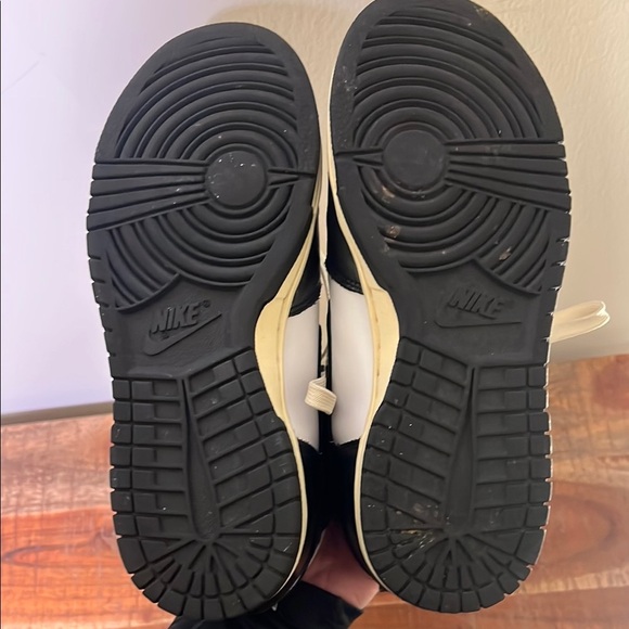 Nike Vintage Look Black and White Dunks, Womens 7 - Picture 7 of 9